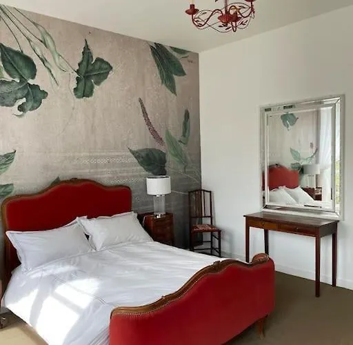 Demeure Exceptionnelle Proche Du Chateau De *