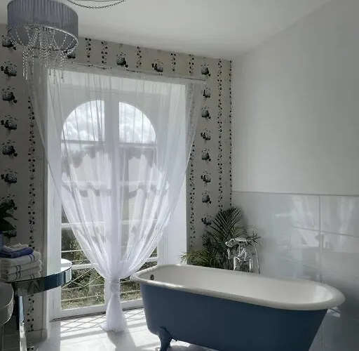 Holiday home Demeure Exceptionnelle Proche Du Chateau De